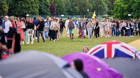 The Wimbledon Tennis Queue 2024 .